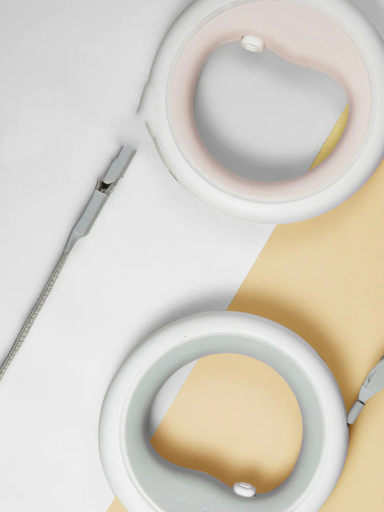 Retractable Circular Illuminated Leash